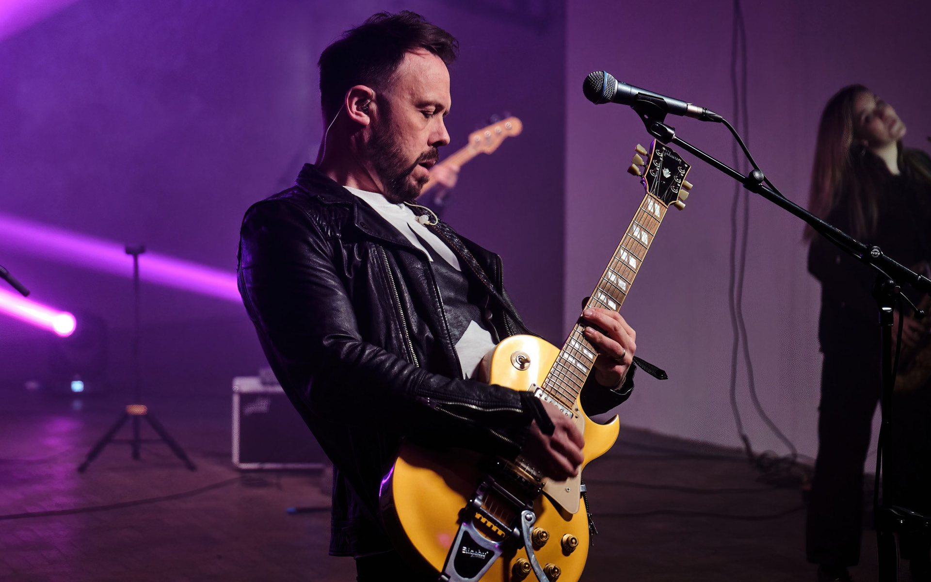 the-session-band-cardiff-wedding-band-corporate-entertainment4